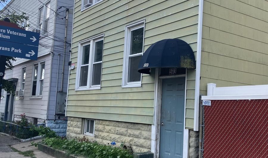 593 AVENUE A 1, Bayonne, NJ 07002 - 2 Beds, 1 Bath