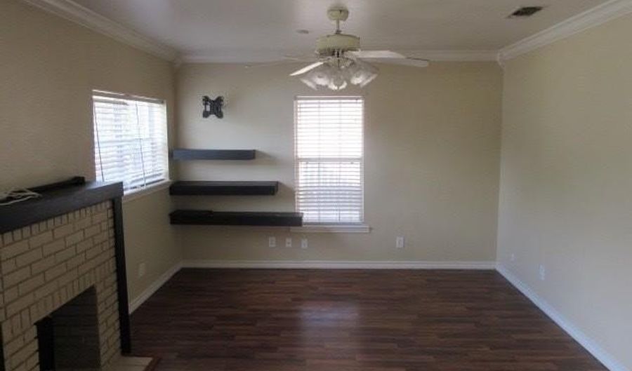 3249 S 6th St, Abilene, TX 79605 - 2 Beds, 1 Bath
