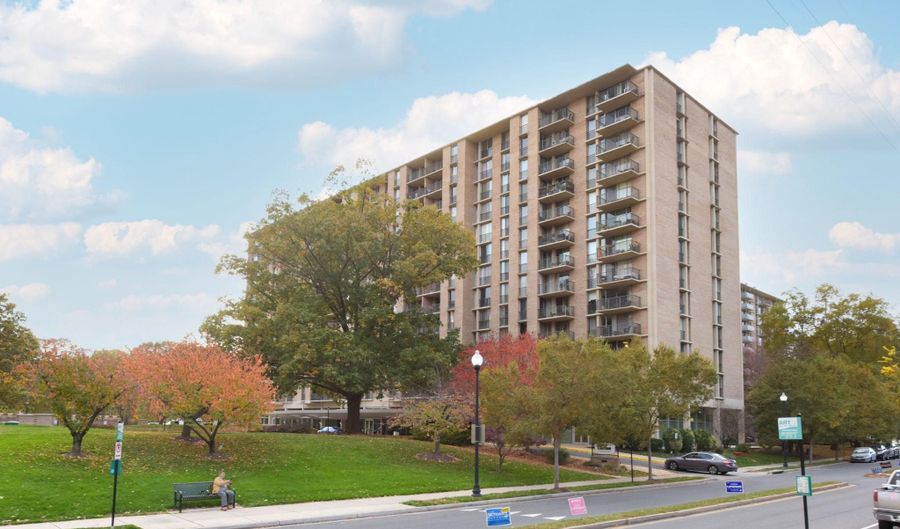 4600 S FOUR MILE RUN Dr S 139, Arlington, VA 22204 - 1 Beds, 1 Bath