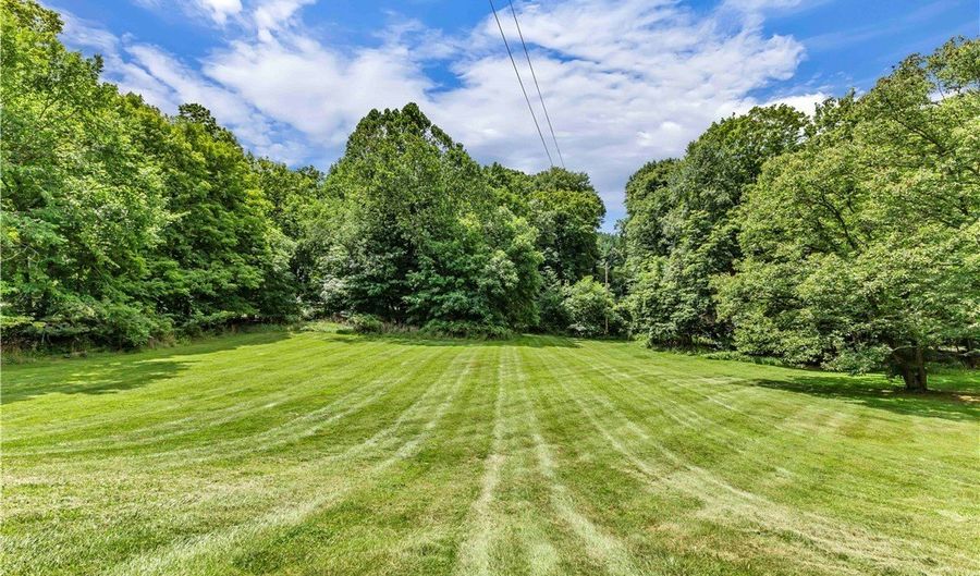 2208 Township Road 1097, Ashland, OH 44805 - 3 Beds, 2 Bath