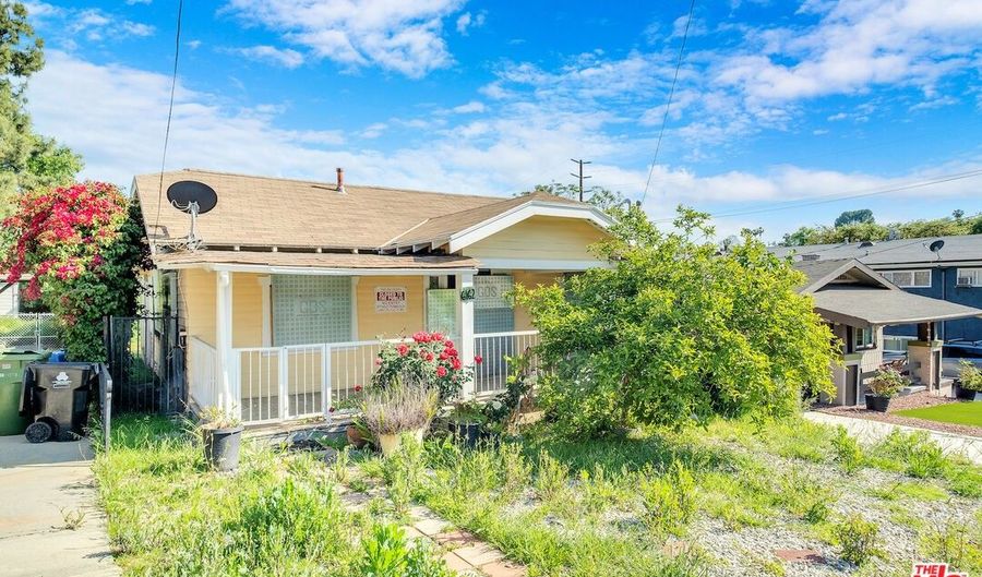 6162 Oak Crest Way, Los Angeles, CA 90042 - 3 Beds, 2 Bath