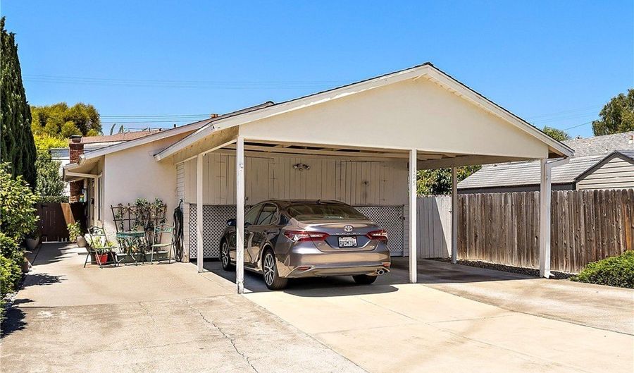 125 E Escalones, San Clemente, CA 92672 - 3 Beds, 2 Bath