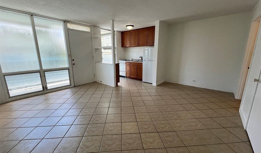 2328 Sea View Ave 203, Honolulu, HI 96822 - 1 Beds, 1 Bath