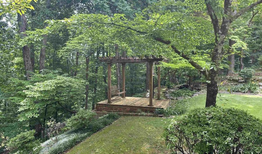 107 Dogwood Dr, Attalla, AL 35954 - 3 Beds, 2 Bath