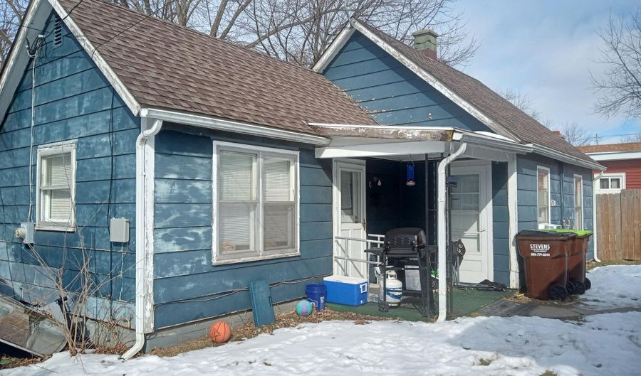 611 Croswelll St, Adrian, MI 49221 - 1 Beds, 1 Bath