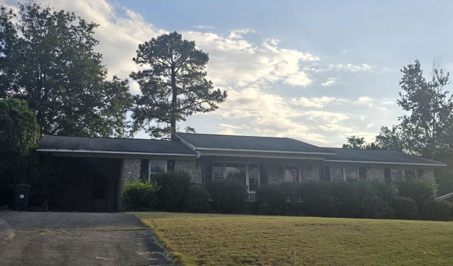 2304 Lebaum Ct, Augusta, GA 30906 - 3 Beds, 2 Bath