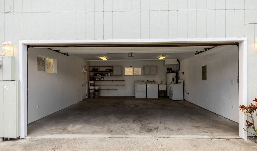 368 Keolu Dr, Kailua, HI 96734 - 5 Beds, 3 Bath