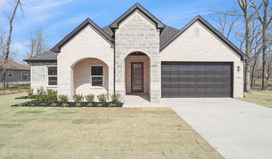 448 RS County Rd 2340, Alba, TX 75440 - 4 Beds, 3 Bath