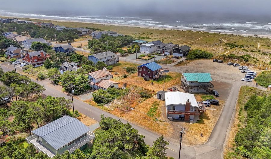 26765 NEDONNA Ave, Rockaway Beach, OR 97136 - 3 Beds, 2 Bath