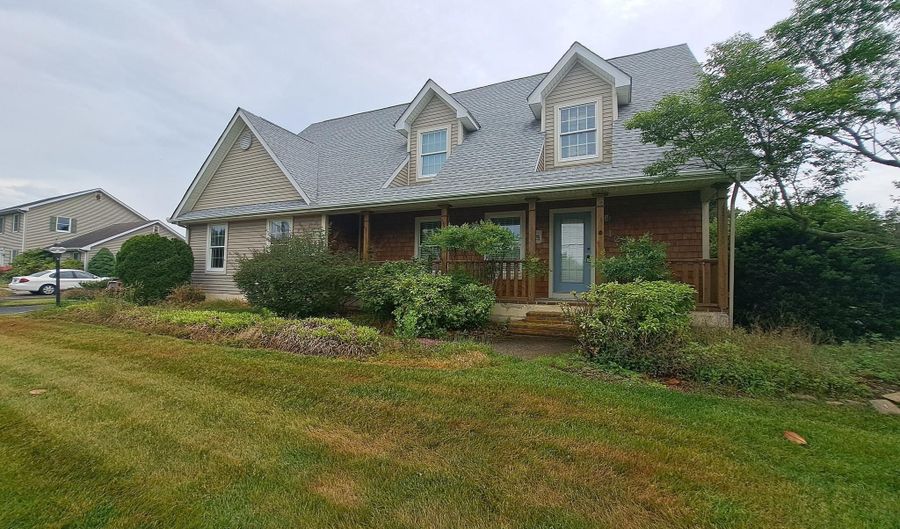 123 NEW Rd, Lewes, DE 19958 - 2 Beds, 3 Bath