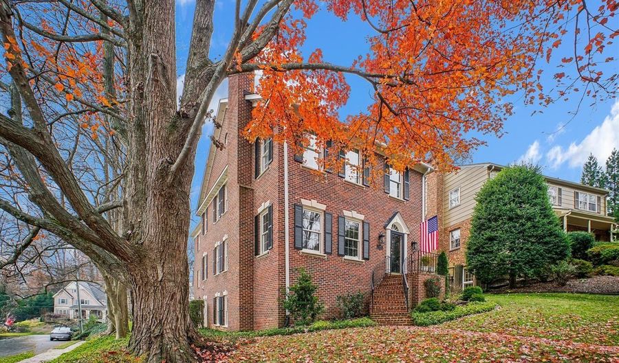 4500 35TH Rd N, Arlington, VA 22207 - 4 Beds, 4 Bath