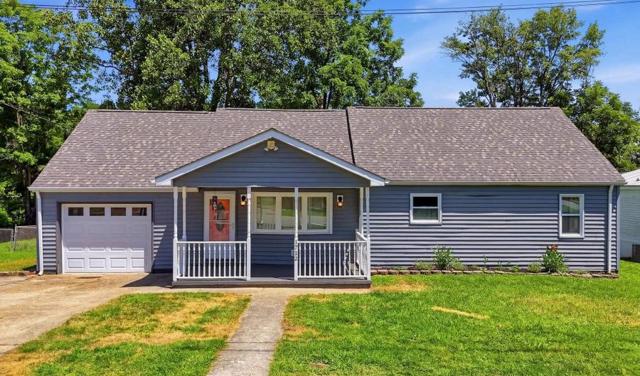 1712 Coffman St, Barboursville, WV 25504 - 3 Beds, 1 Bath