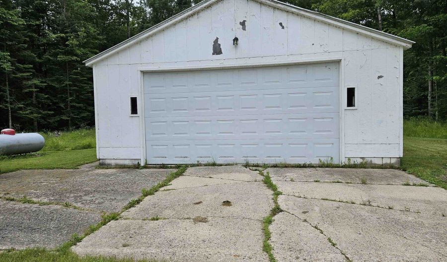4627 Wildwood Rd, Alger, MI 48610 - 2 Beds, 2 Bath