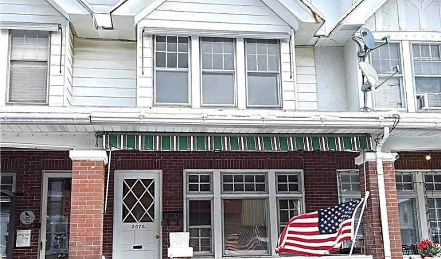 207 S Saint Cloud St, Allentown, PA 18104 - 3 Beds, 1 Bath