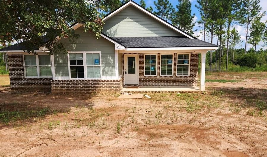 902 Lockett Station Rd, Albany, GA 31707 - 3 Beds, 2 Bath