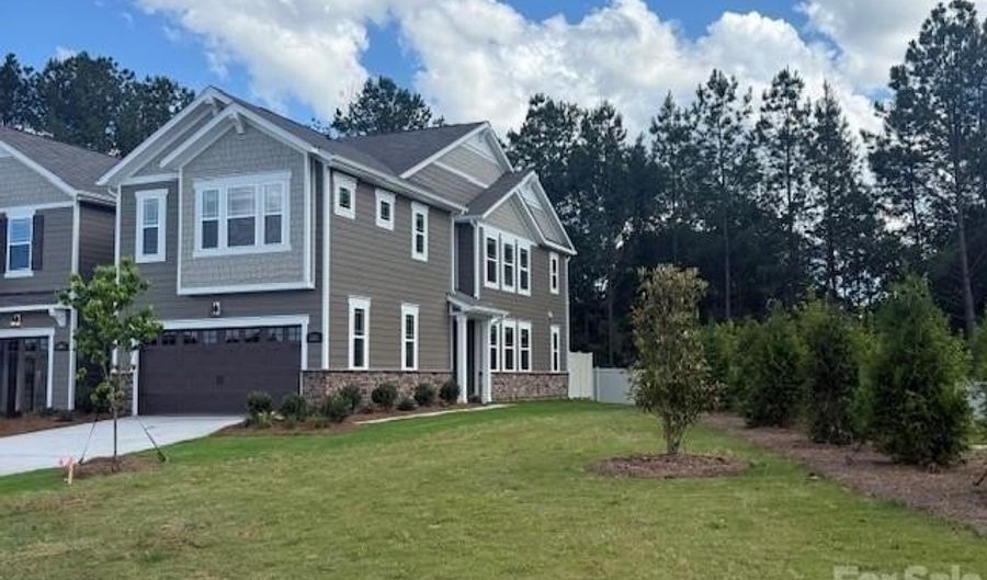 672 Cassidy Ct, Clover, SC 29710 - 3 Beds, 3 Bath