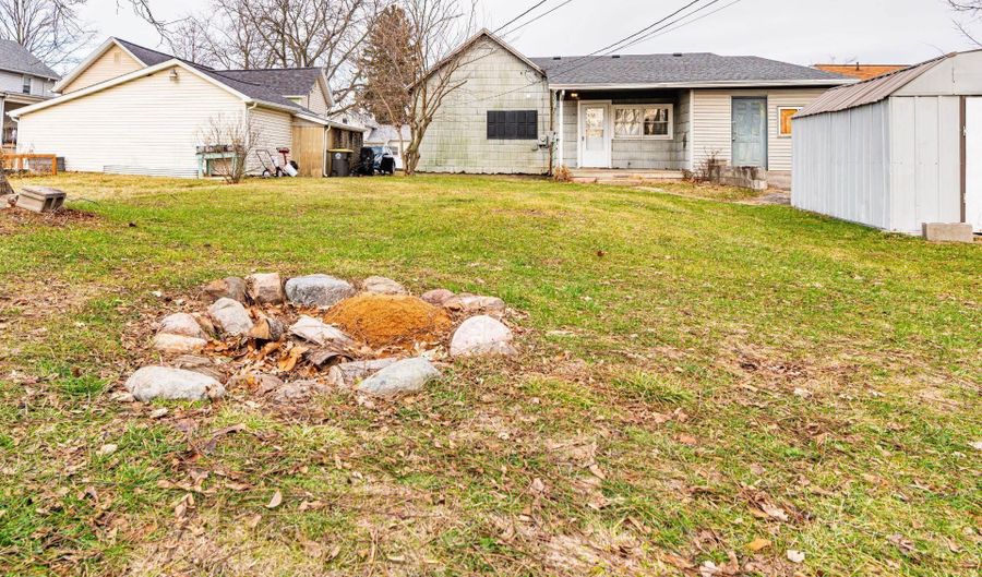 331 W 15th St, Auburn, IN 46706 - 3 Beds, 1 Bath