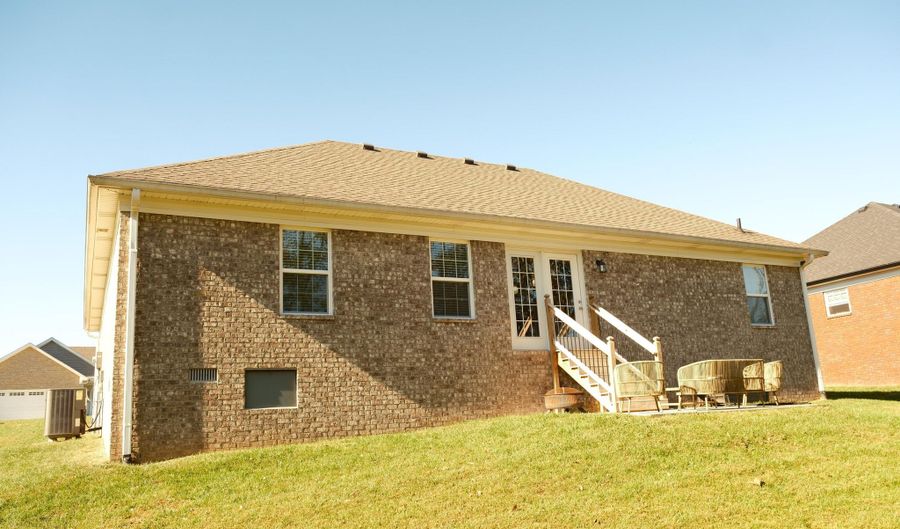 315 Oak Grove Dr, Bardstown, KY 40004 - 3 Beds, 2 Bath