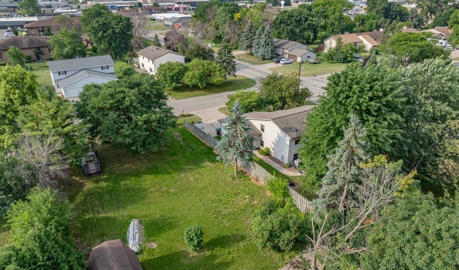 2130 W JONATHON Dr, Appleton, WI 54914 - 0 Beds, 0 Bath