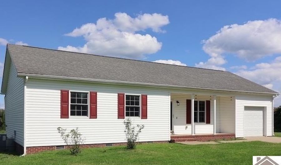 2558 County Rd 1201, Arlington, KY 42021 - 3 Beds, 2 Bath