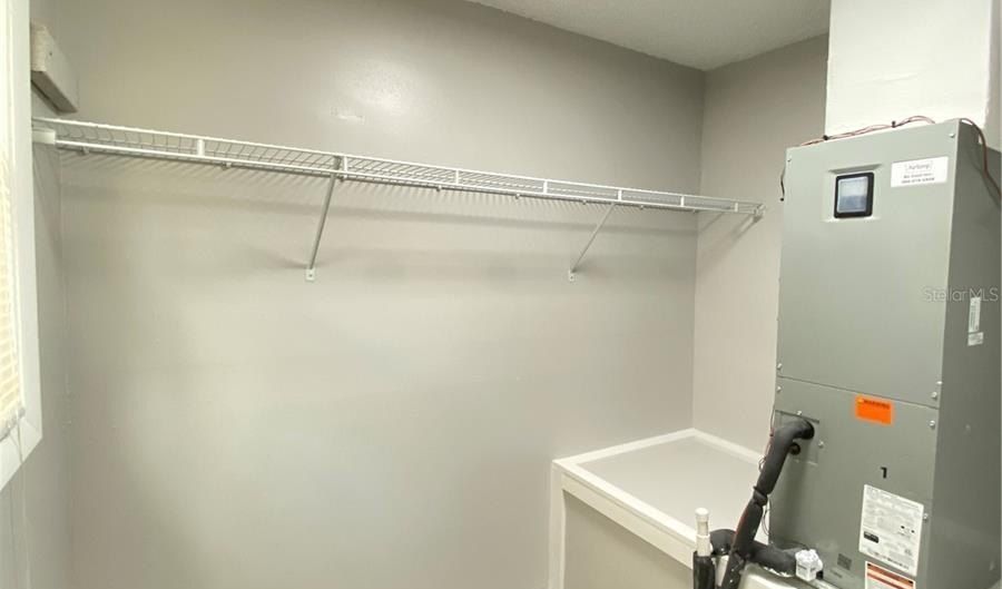 225 E 5TH St A, Apopka, FL 32703 - 2 Beds, 1 Bath