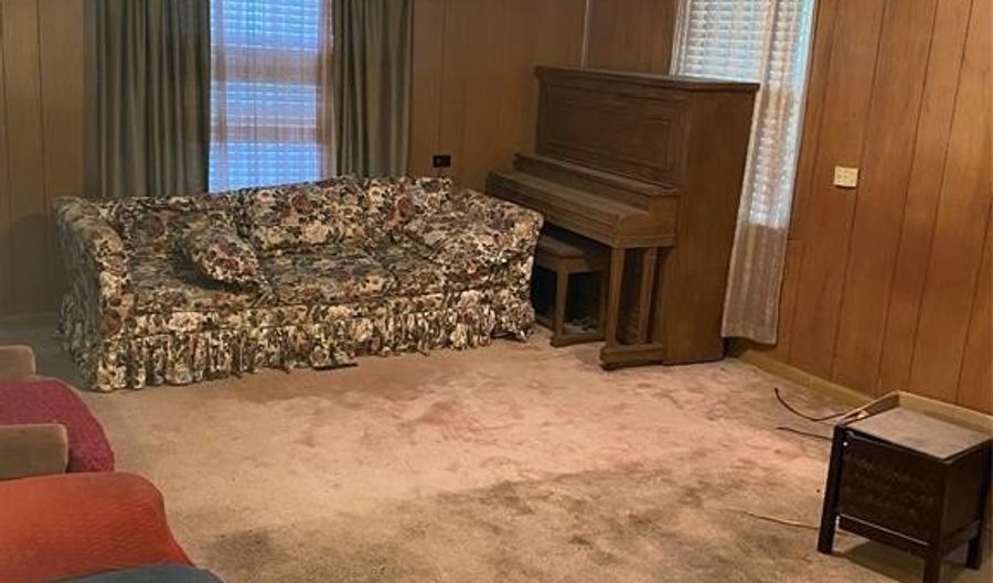 232 W Seminole Ave, McAlester, OK 74501 - 4 Beds, 2 Bath