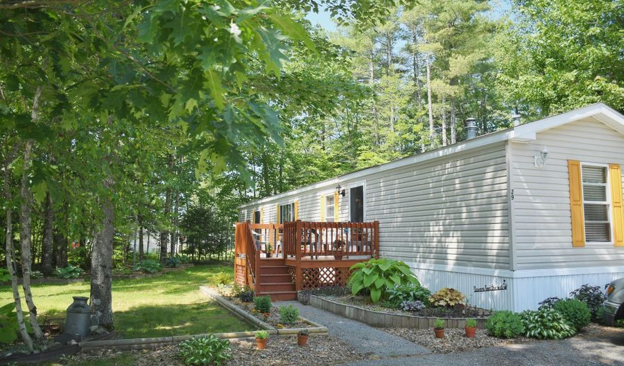 29 Ashleigh Ln, Standish, ME 04084 - 2 Beds, 2 Bath