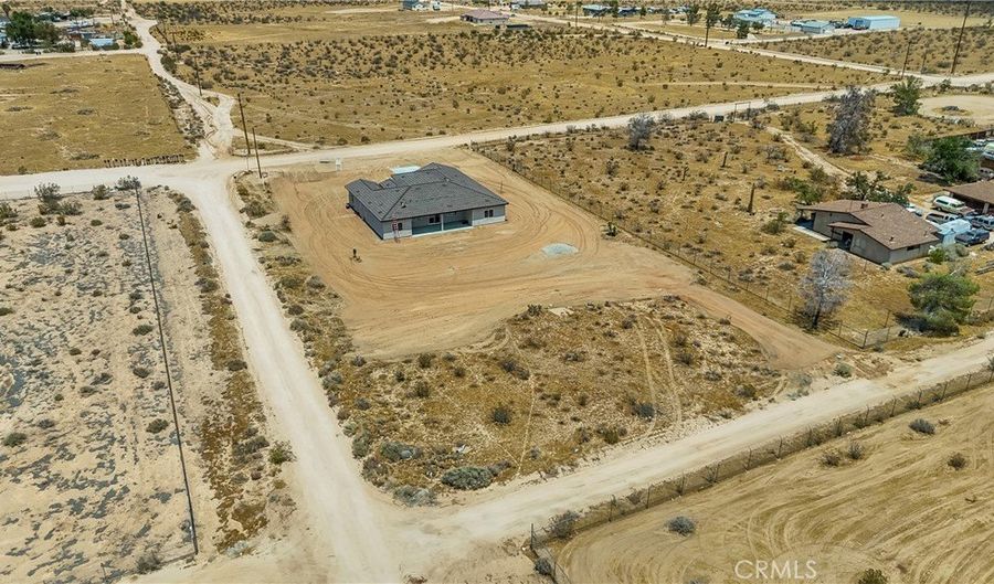 23505 Del Oro Rd, Apple Valley, CA 92308 - 4 Beds, 3 Bath