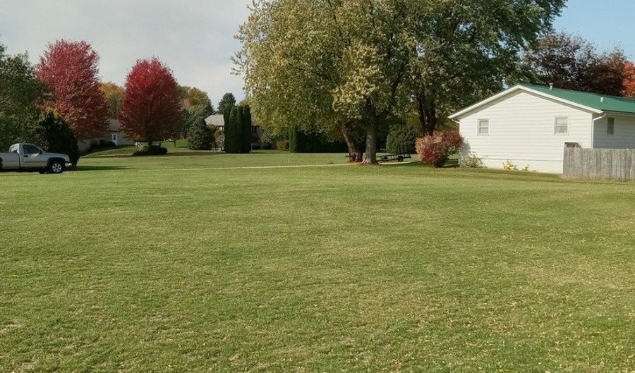 10 Th Ave S Lot 8, Albany, IL 61230 - 0 Beds, 0 Bath