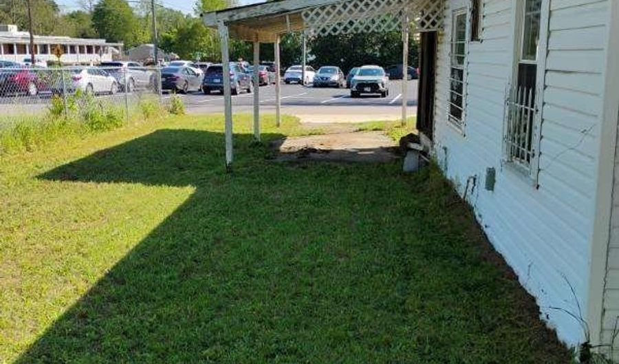 1111 Hartley, Macon, GA 31206 - 2 Beds, 1 Bath