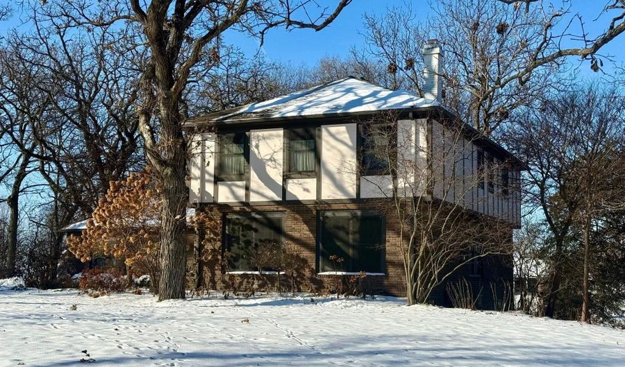 2822 Country Club Dr, Atlantic, IA 50022 - 4 Beds, 3 Bath