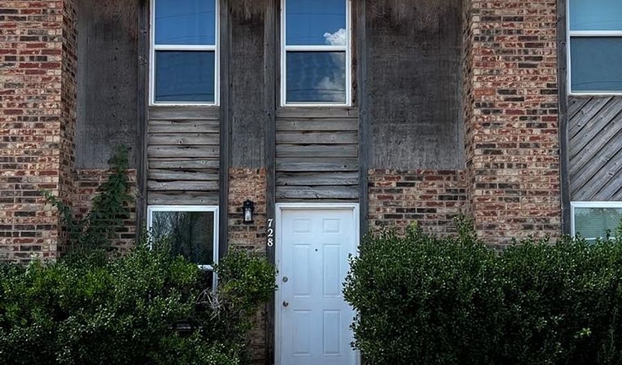 728 SW 7th Pl, Andrews, TX 79714 - 2 Beds, 2 Bath