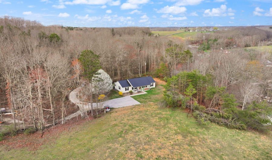 130 Bailey Rd, Annville, KY 40402 - 3 Beds, 2 Bath