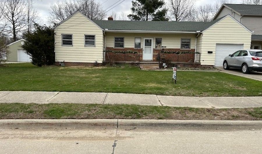 1859 Robindale St, Wickliffe, OH 44092 - 3 Beds, 2 Bath