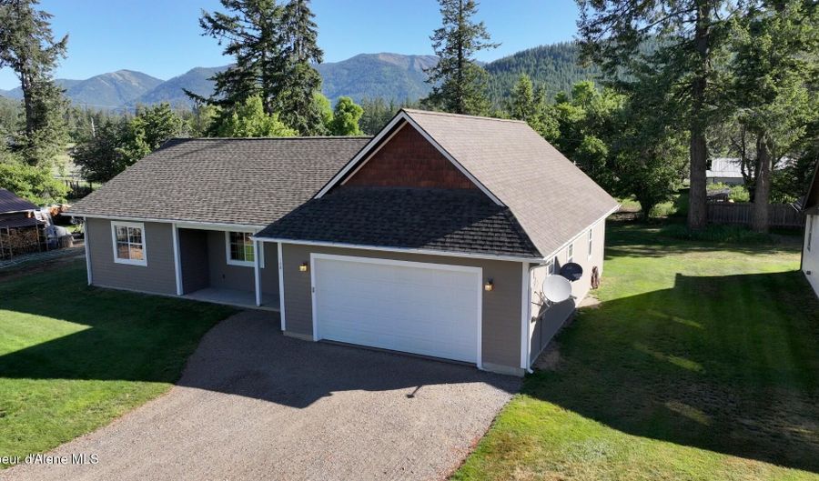 108 W 9th Ave, Clark Fork, ID 83811 - 3 Beds, 2 Bath