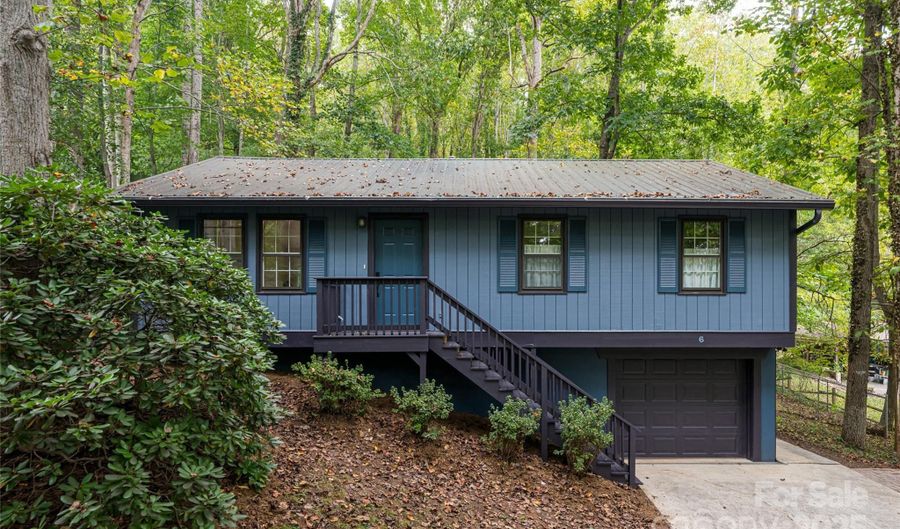 6 Valleywood Ct, Asheville, NC 28803 - 3 Beds, 2 Bath