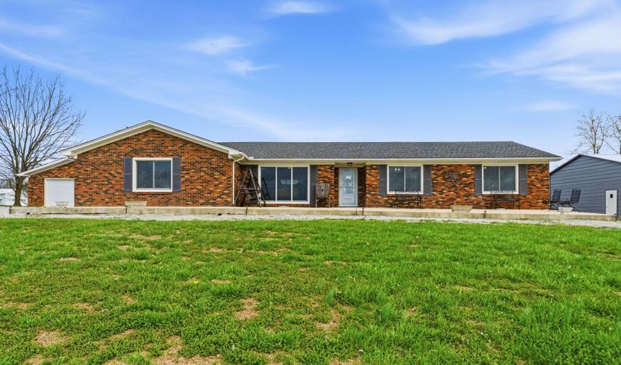 1582 Stringtown Rd, Bardstown, KY 40004 - 3 Beds, 3 Bath