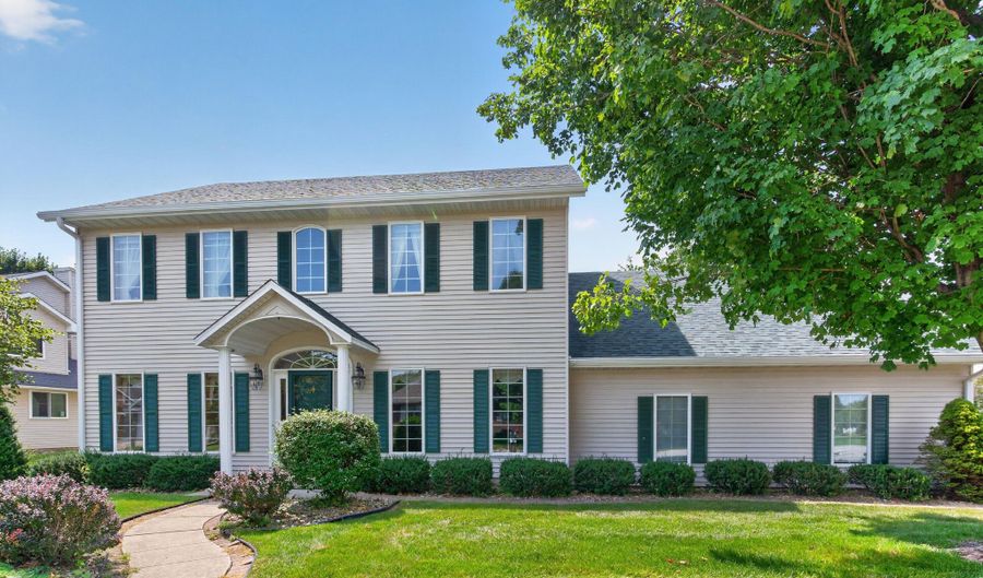 3038 Aspen Rd, Ames, IA 50014 - 4 Beds, 4 Bath