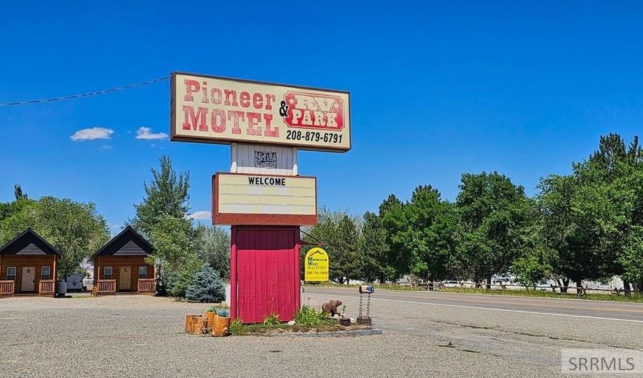 220 S Hwy 93, Challis, ID 83226 - 0 Beds, 0 Bath
