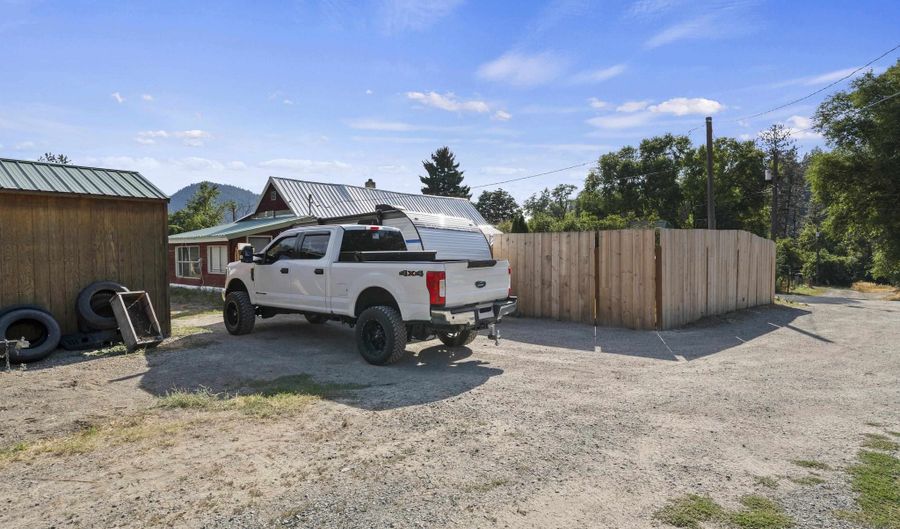 1395 East St, Addy, WA 99101 - 2 Beds, 0 Bath