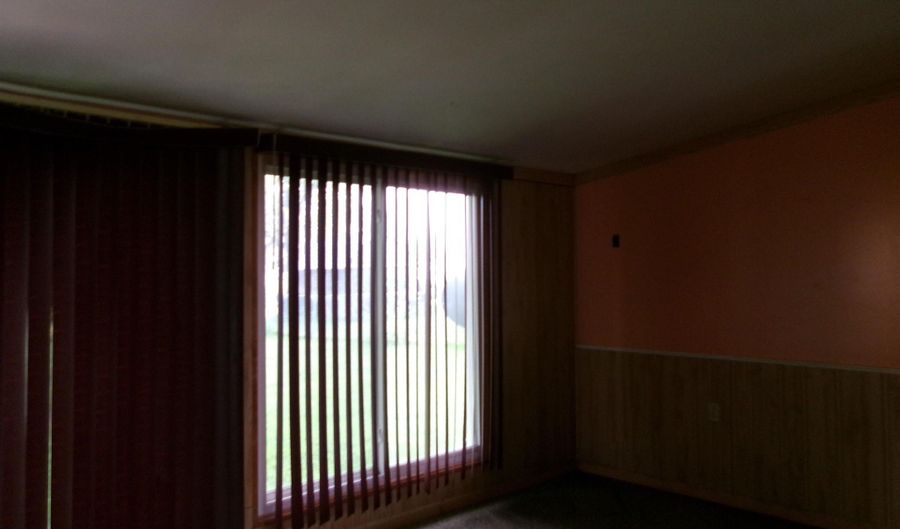 607 E Filmore St, Afton, IA 50830 - 1 Beds, 1 Bath