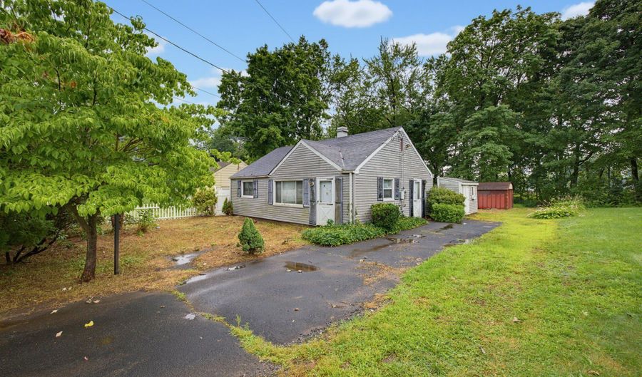 57 Marguerite Ave, Bloomfield, CT 06002 - 2 Beds, 1 Bath