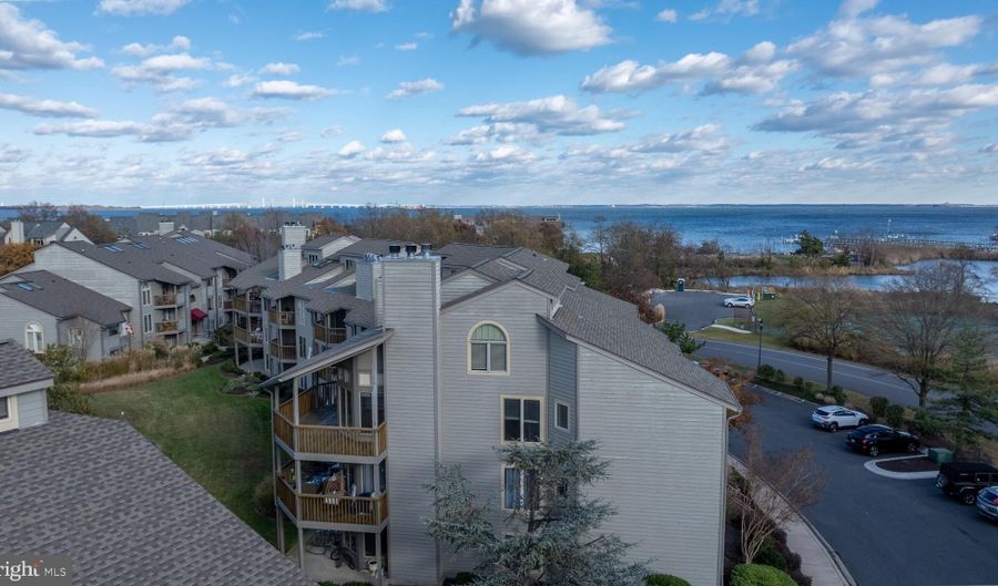 2106 CHESAPEAKE HARBOUR Dr 202, Annapolis, MD 21403 - 2 Beds, 2 Bath