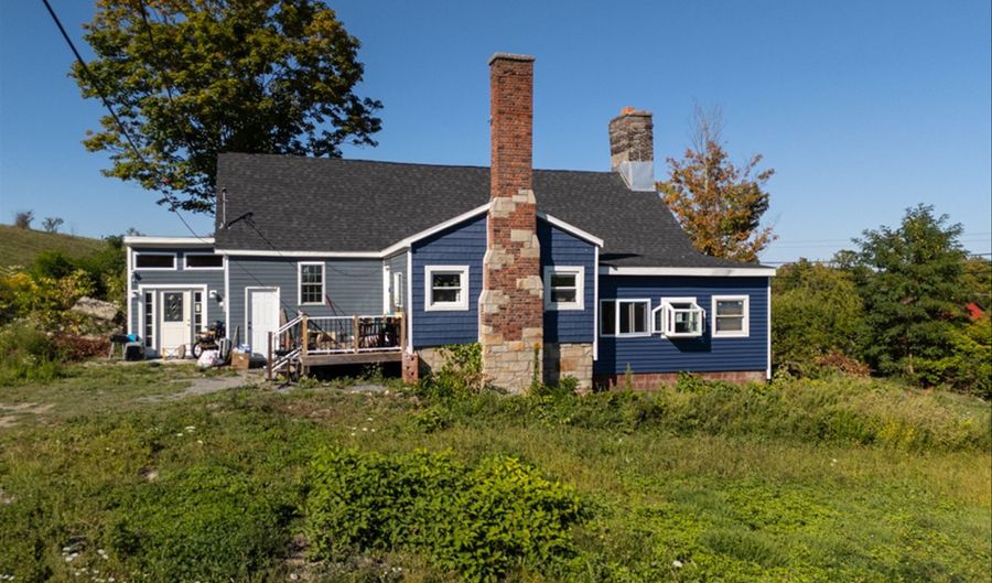 2 Harold Dr, Altamont, NY 12009 - 4 Beds, 1 Bath