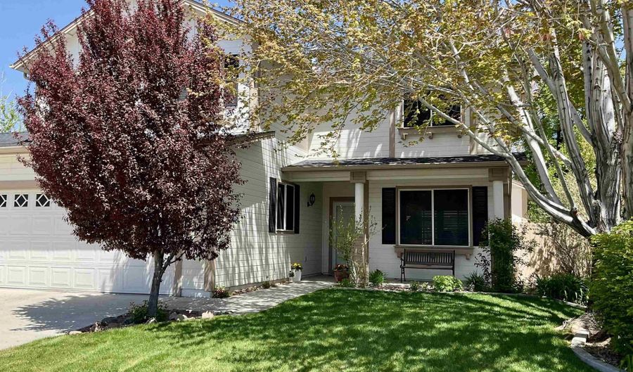 1348 Chichester Dr, Gardnerville, NV 89410 - 3 Beds, 3 Bath