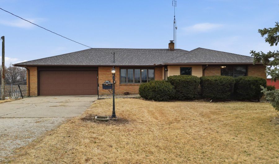 34078 1800 N Ave, Arlington, IL 61312 - 3 Beds, 2 Bath
