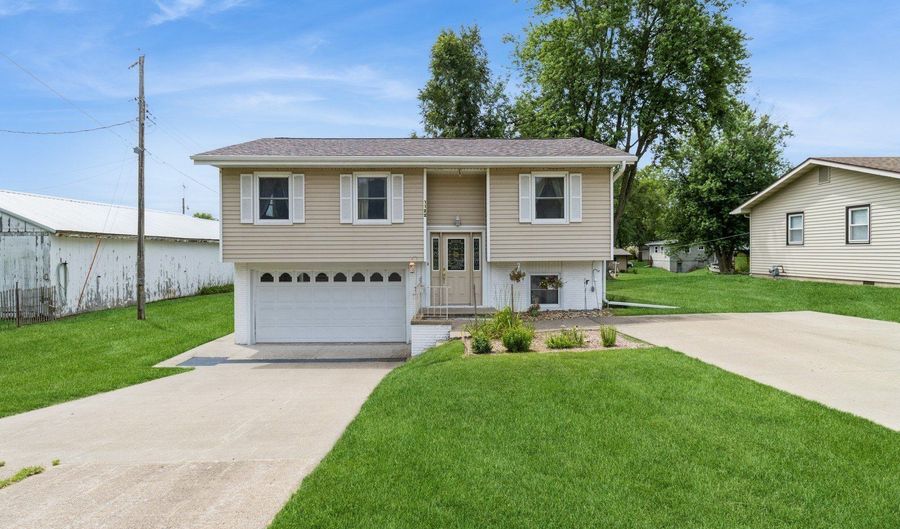1122 E Ave, Albia, IA 52531 - 3 Beds, 1 Bath