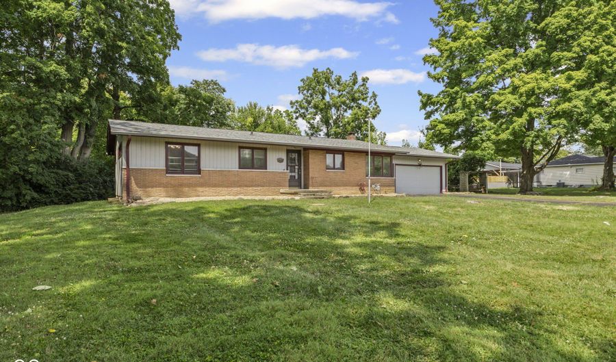 5832 Norcroft Dr, Indianapolis, IN 46221 - 3 Beds, 2 Bath