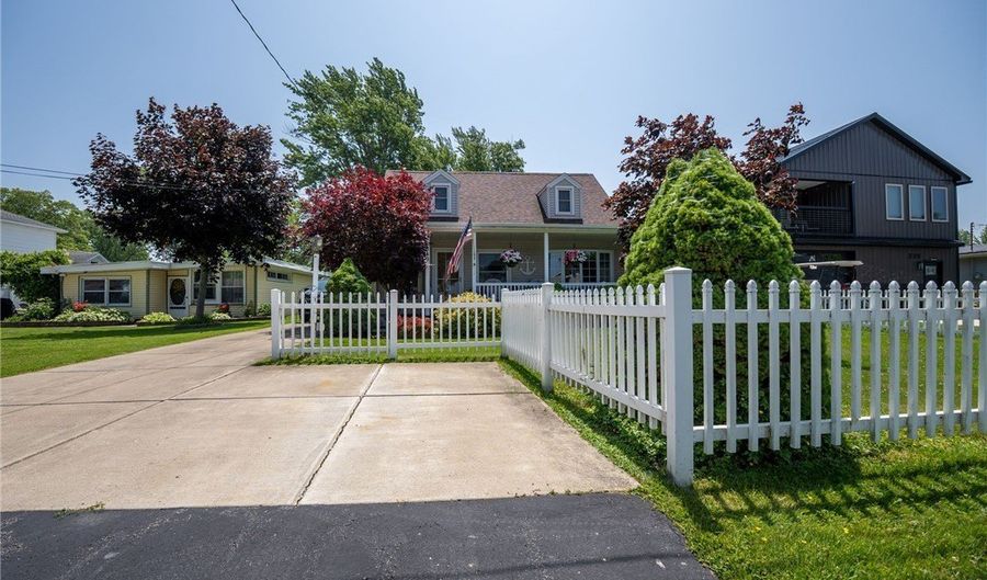 343 Roat Dr, Angola, NY 14006 - 3 Beds, 2 Bath