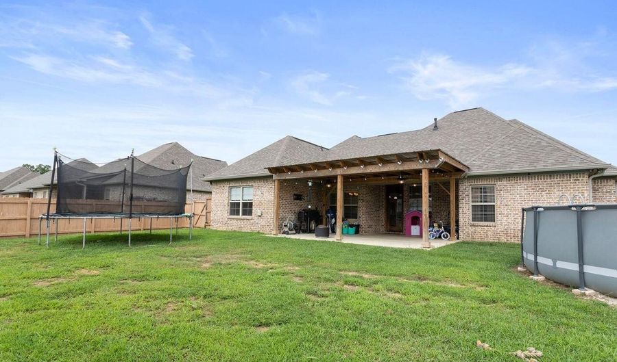 119 Coventry Ln, Brandon, MS 39042 - 4 Beds, 2 Bath